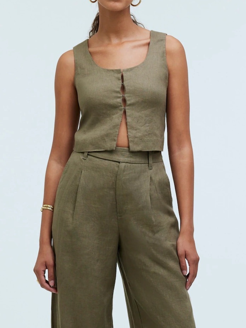 Madewell Scoopneck Crop Tank in 100% Linen — olive green